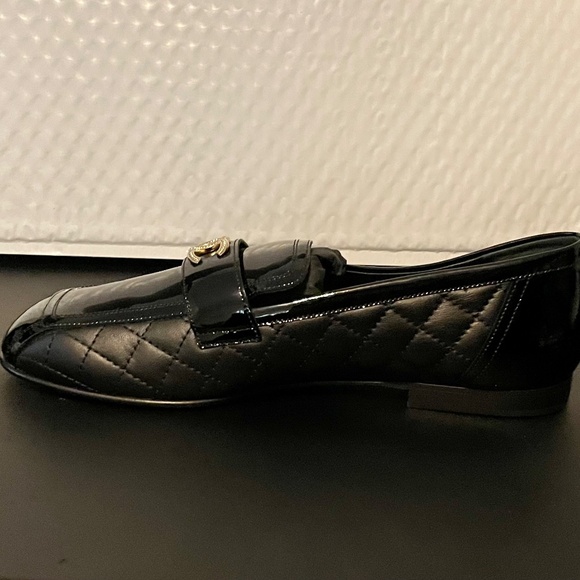 NEW CHANEL LOGO PATENT LEATHER CLASSIC QUILTED LOAFERS MOCCASINS - Picture 5 of 8